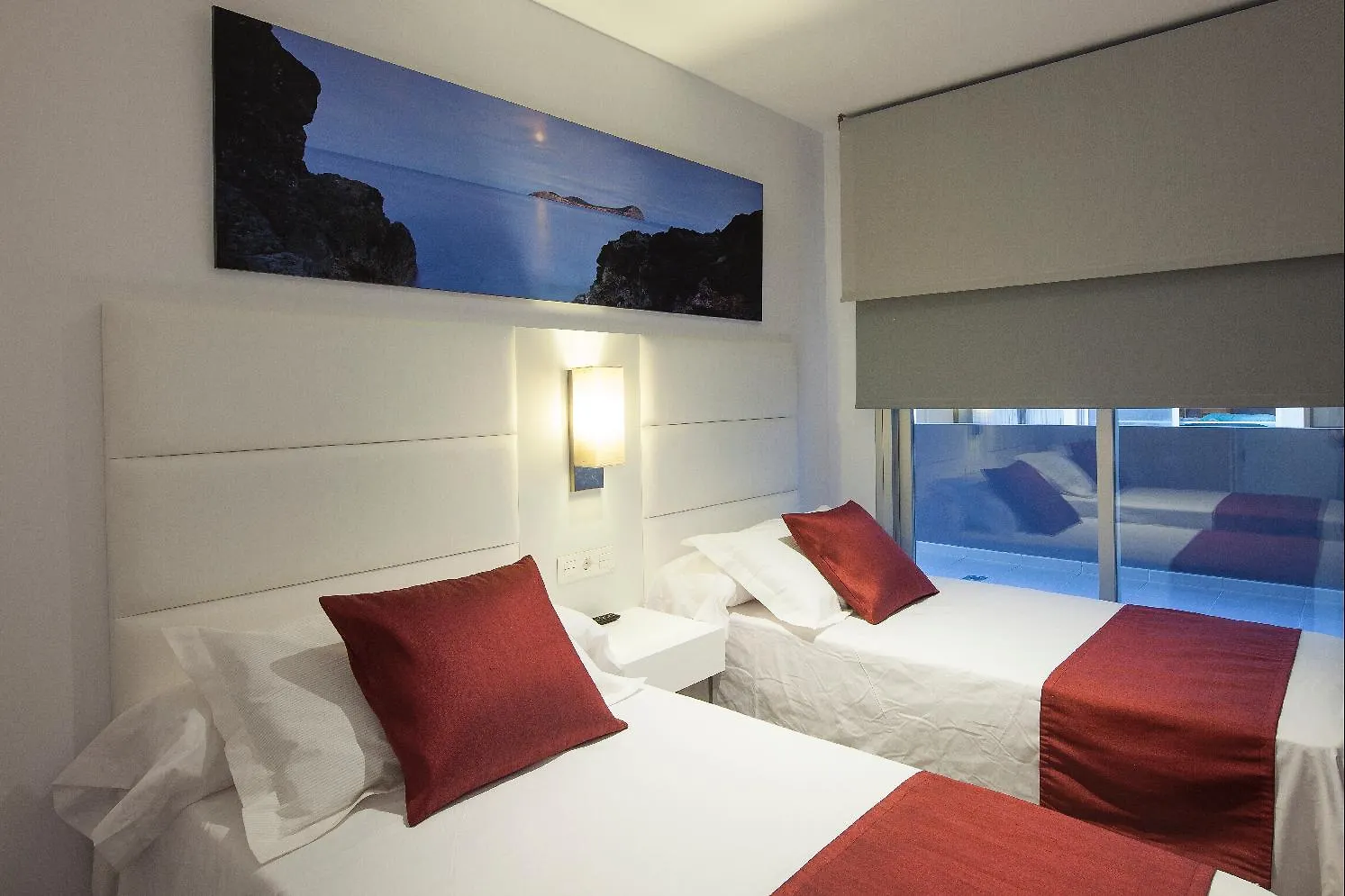 Aparthotel Axel Beach Ibiza - Adults Only