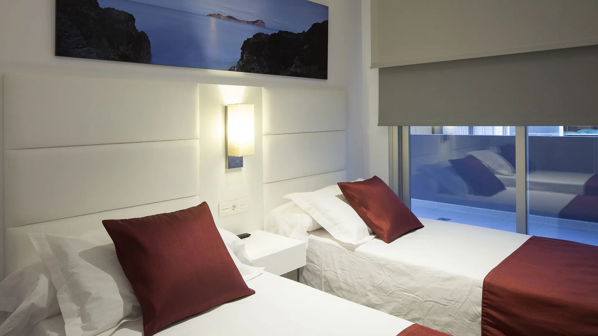 Aparthotel Axel Beach Ibiza - Adults Only