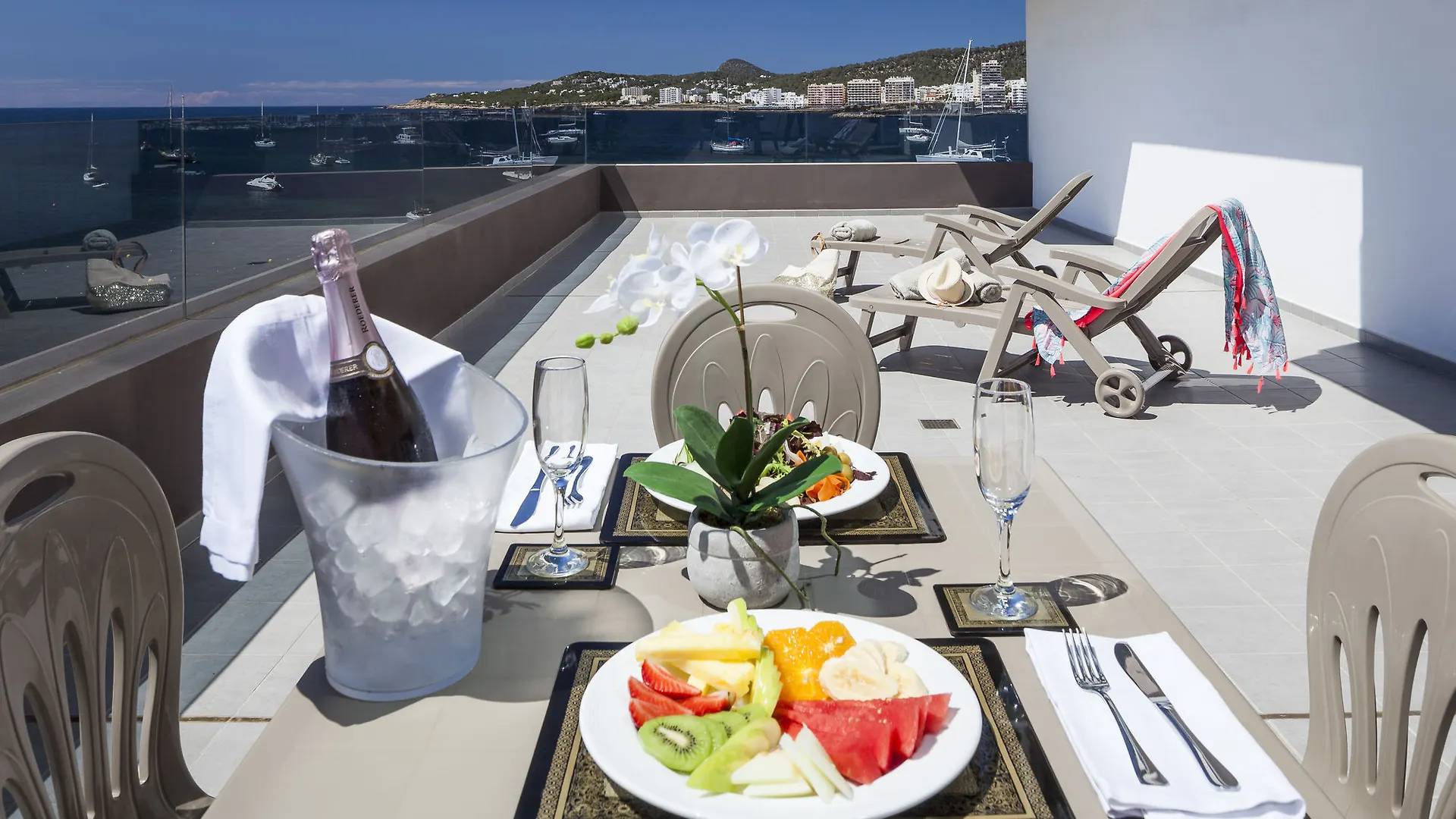 Axel Beach Ibiza - Adults Only Aparthotel San Antonio (Ibiza)